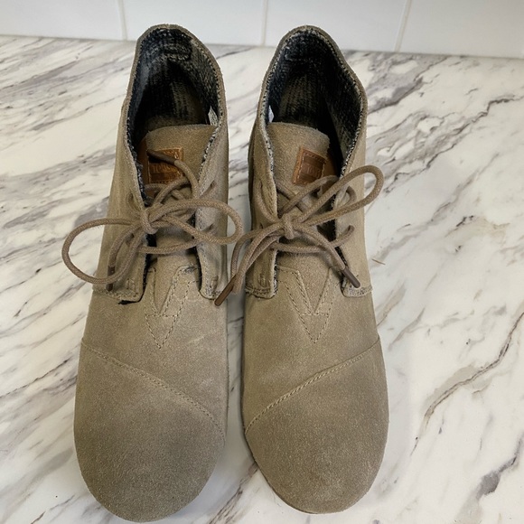 Toms Wedges - Picture 3 of 4